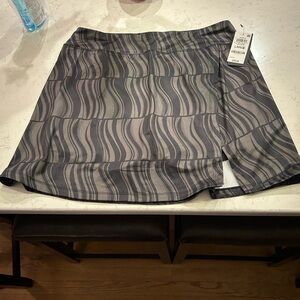 Ideology Black and Gray Wave Pattern Skort
